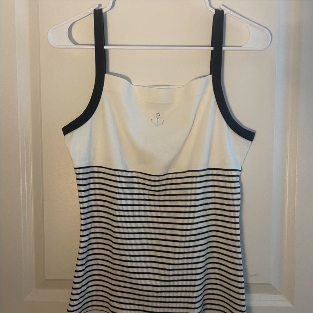Burton Black and White Fitted Sleeveless Tank Top